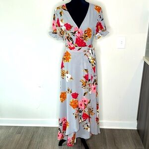 Love Culture | Gray Floral Wrap Dress with Ruffles Sleeves -Size Large